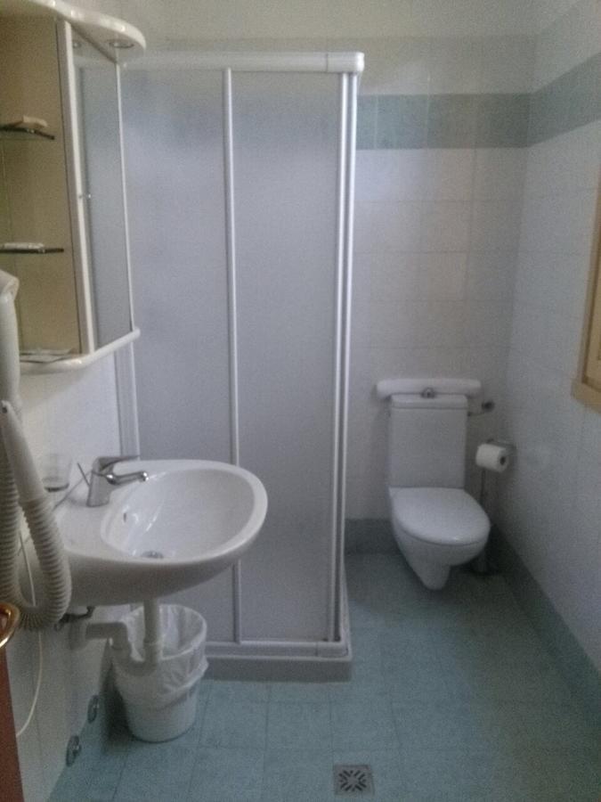 Hotel Illi Марина-ди-Масса Экстерьер фото